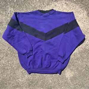 Women’s Purple and Black V-design Timber Trail Crewneck Sweatshirt Size Medium